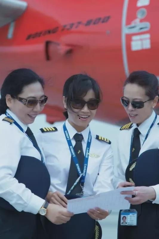 深圳女飞行员爆料视频,揭秘航空业不为人知的真相  第2张