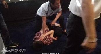 网友爆料男子被打视频播放,网友直呼正义迟到 第2张 网友爆料男子被打视频播放,网友直呼正义迟到 第2张